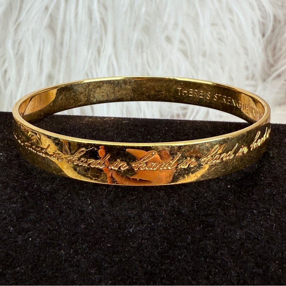 Kate Spade “Hand and Hand” inscribed Goldtone Bangle Bracelet - Picture 15 of 15